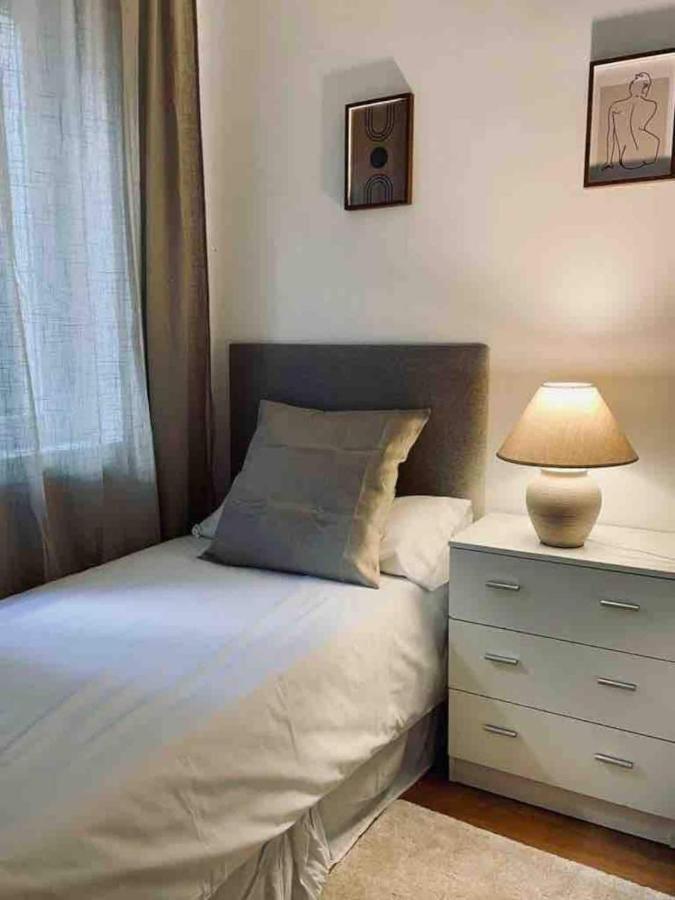 Excelente Piso De 3 Habitaciones En La Latina Madri Exterior foto